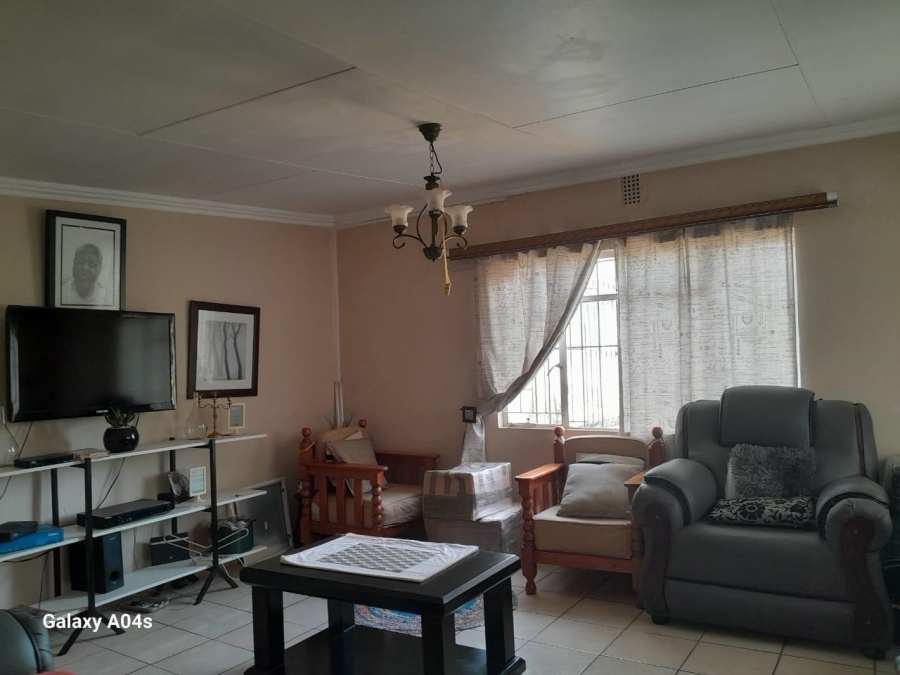 6 Bedroom Property for Sale in Walkerville Gauteng