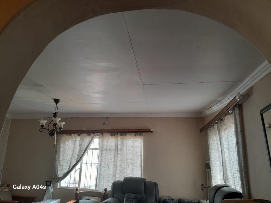 6 Bedroom Property for Sale in Walkerville Gauteng