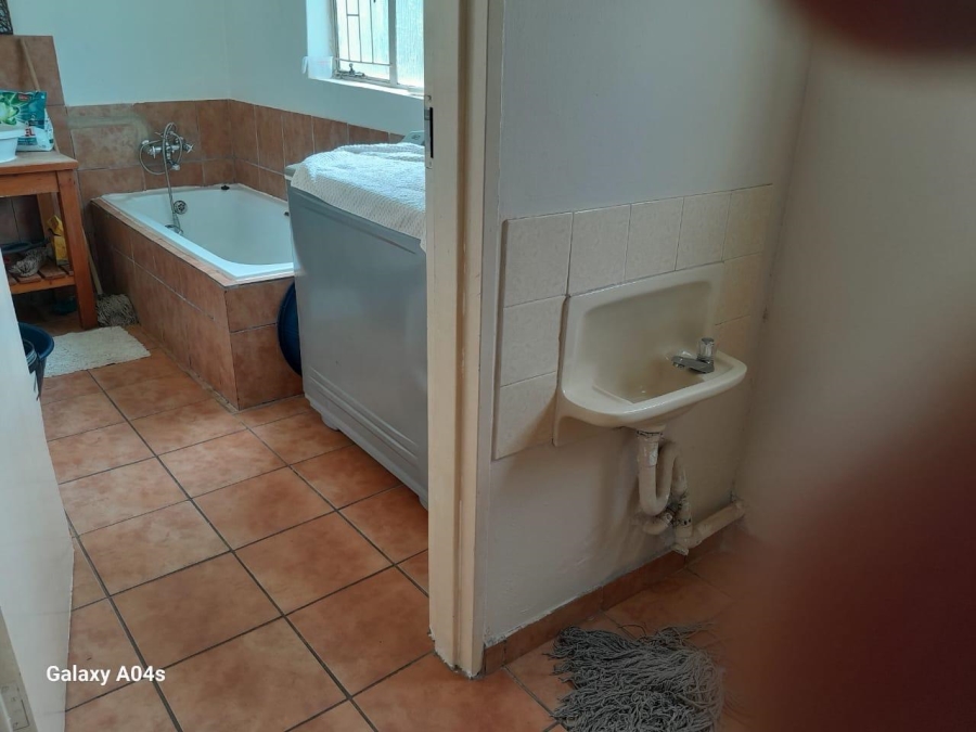 6 Bedroom Property for Sale in Walkerville Gauteng