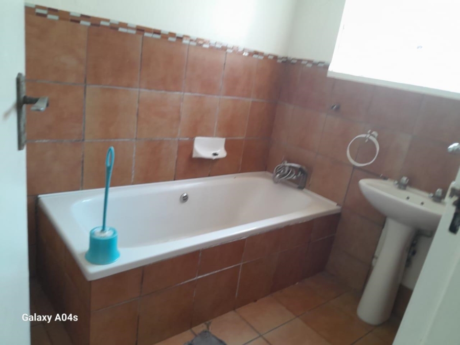 6 Bedroom Property for Sale in Walkerville Gauteng