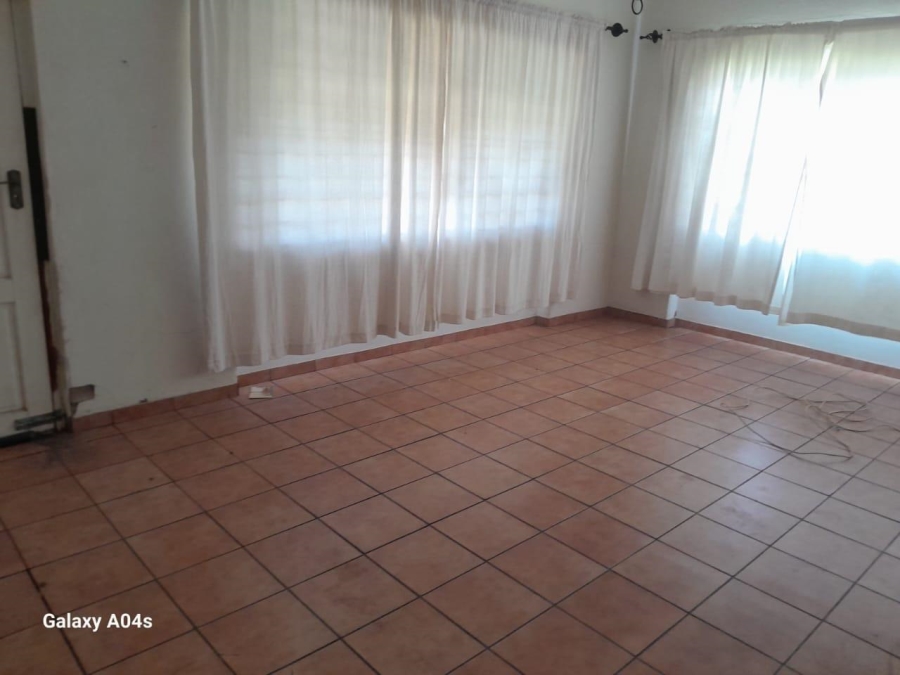 6 Bedroom Property for Sale in Walkerville Gauteng