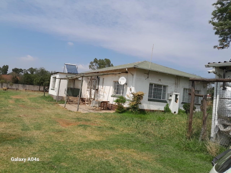 6 Bedroom Property for Sale in Walkerville Gauteng