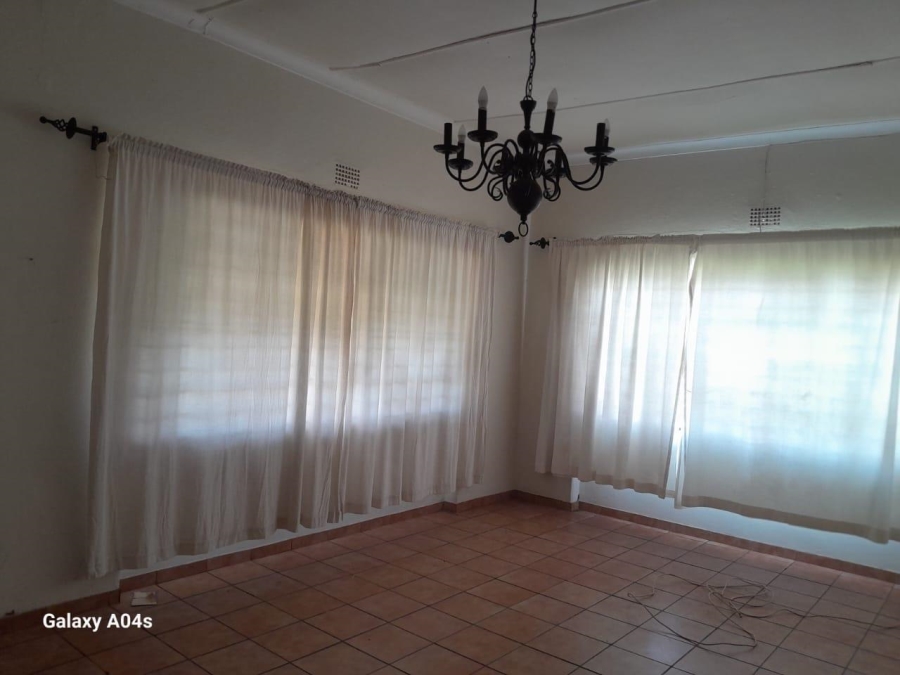6 Bedroom Property for Sale in Walkerville Gauteng