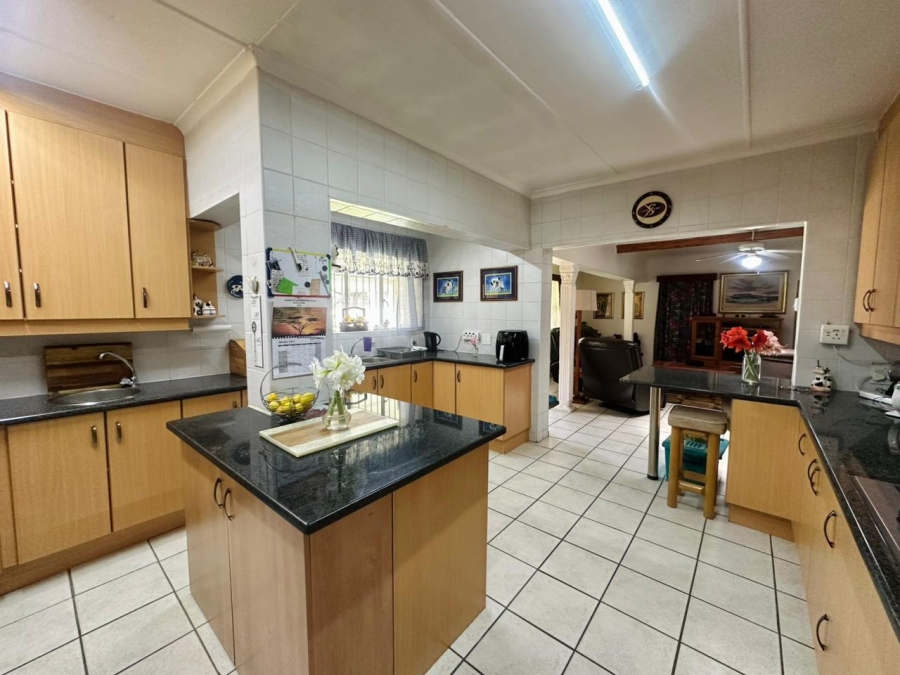 4 Bedroom Property for Sale in Brackenhurst Gauteng