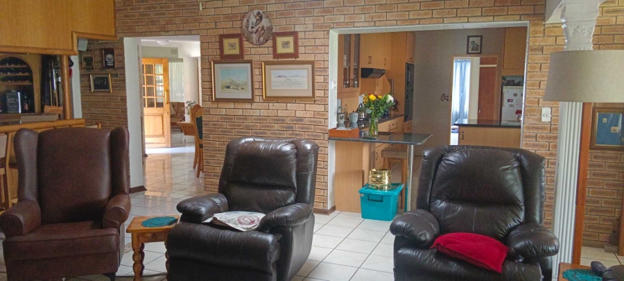 4 Bedroom Property for Sale in Brackenhurst Gauteng