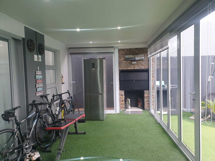 4 Bedroom Property for Sale in Eye of Africa Gauteng