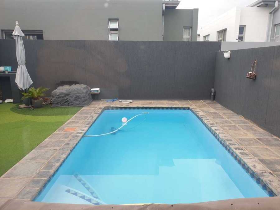 4 Bedroom Property for Sale in Eye of Africa Gauteng