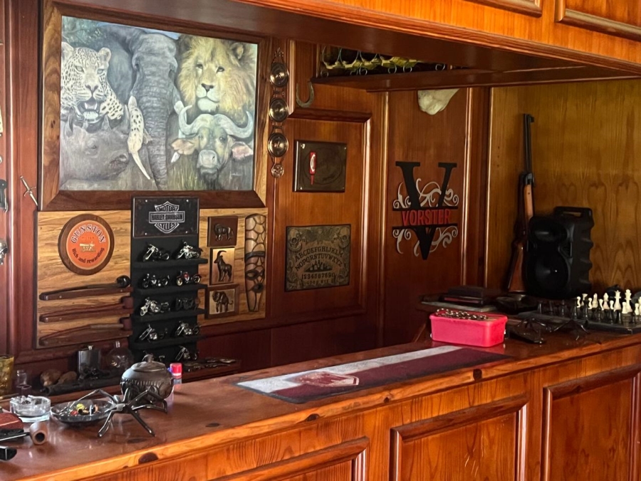 3 Bedroom Property for Sale in Brackendowns Gauteng