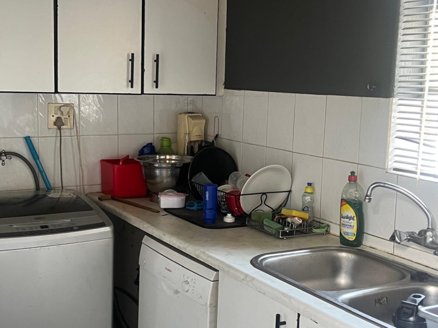 3 Bedroom Property for Sale in Brackendowns Gauteng