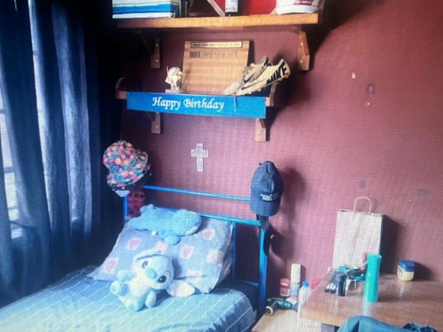 3 Bedroom Property for Sale in Brackendowns Gauteng