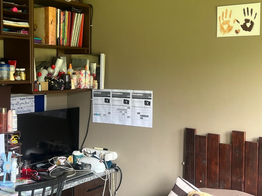 3 Bedroom Property for Sale in Brackendowns Gauteng