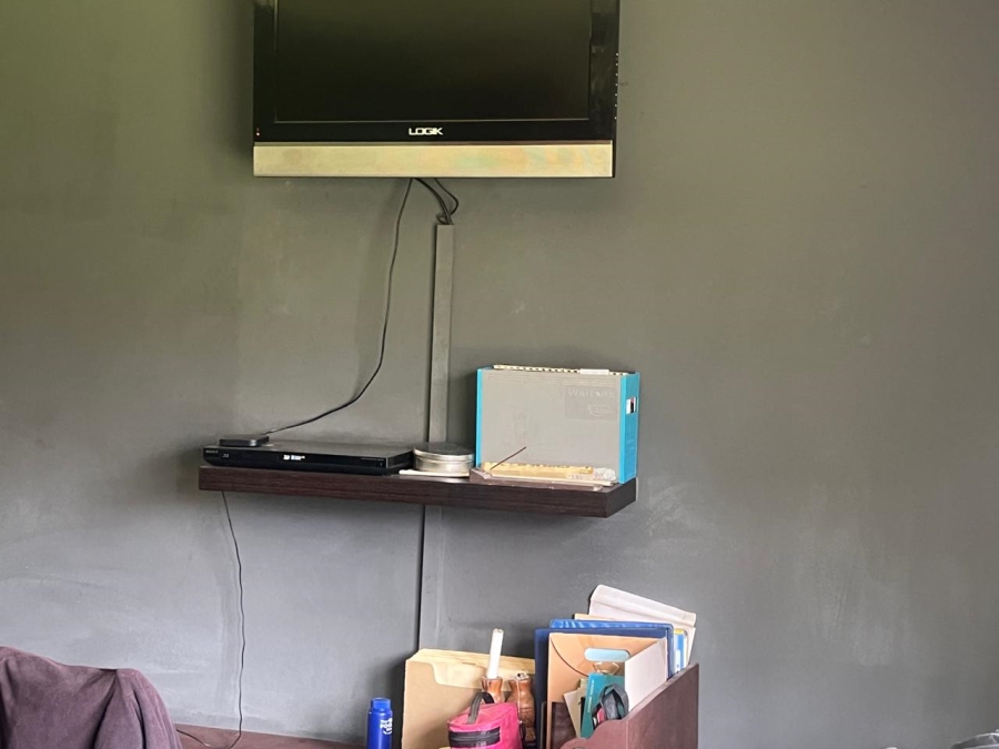 3 Bedroom Property for Sale in Brackendowns Gauteng