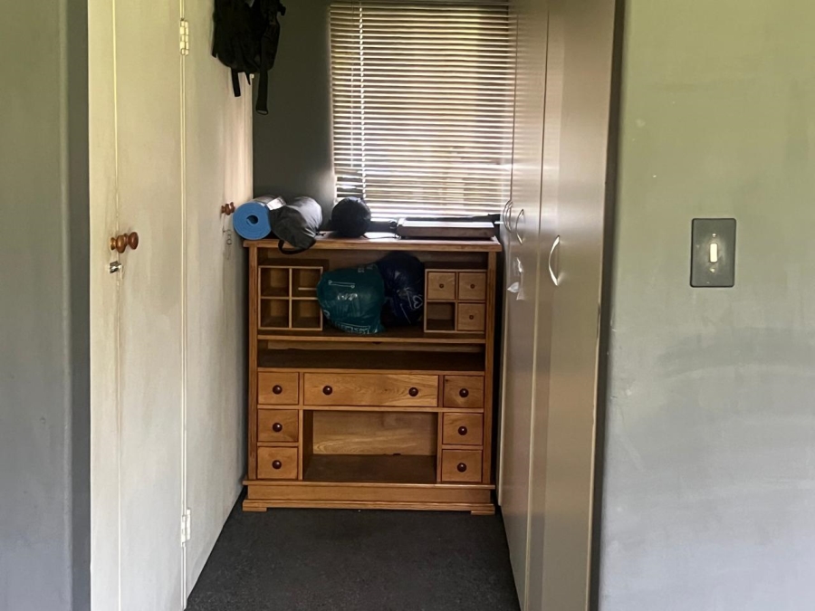 3 Bedroom Property for Sale in Brackendowns Gauteng