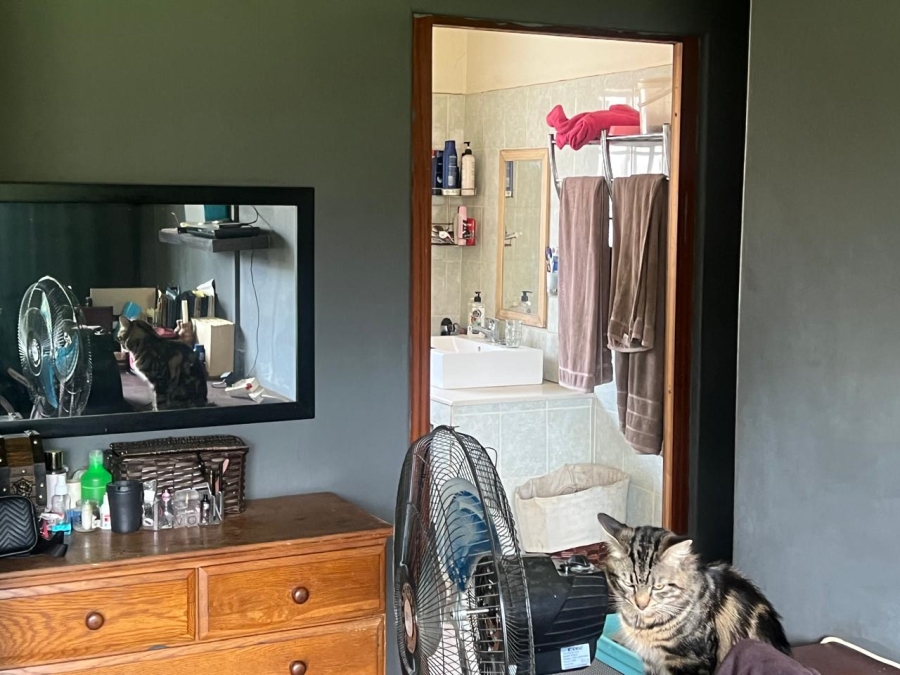 3 Bedroom Property for Sale in Brackendowns Gauteng