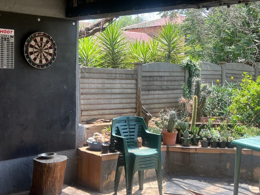 3 Bedroom Property for Sale in Brackendowns Gauteng