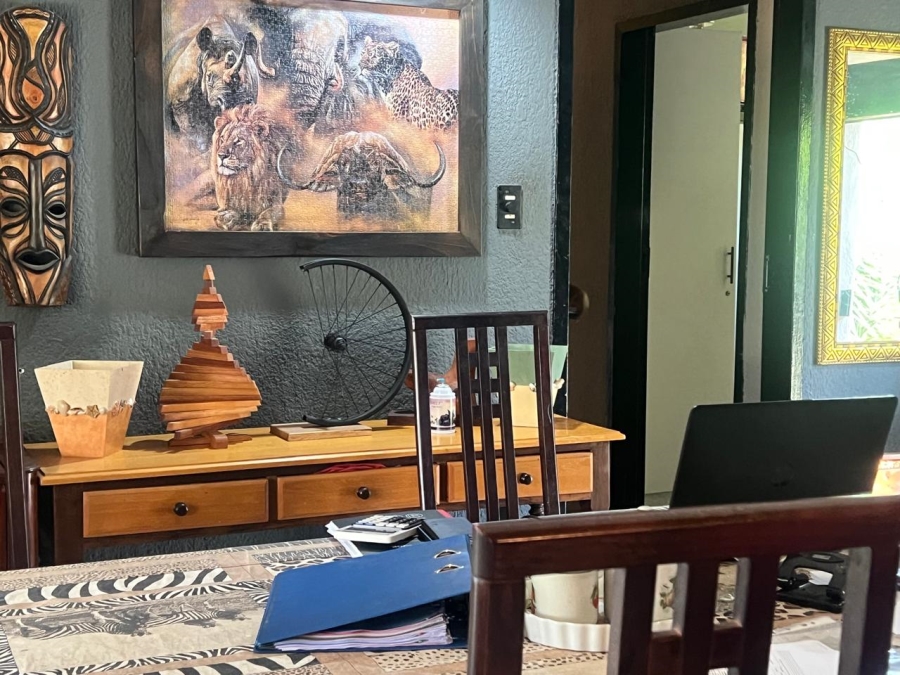 3 Bedroom Property for Sale in Brackendowns Gauteng