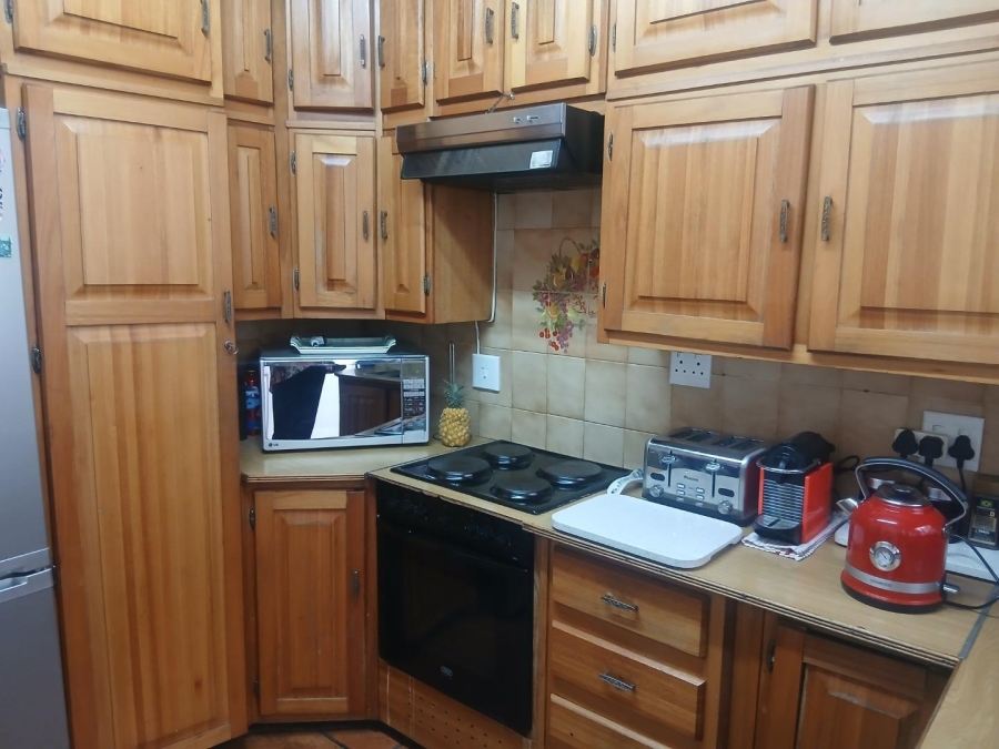 2 Bedroom Property for Sale in Brackenhurst Gauteng