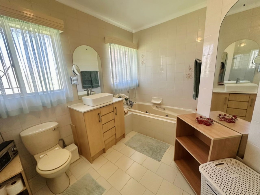 4 Bedroom Property for Sale in Brackenhurst Gauteng