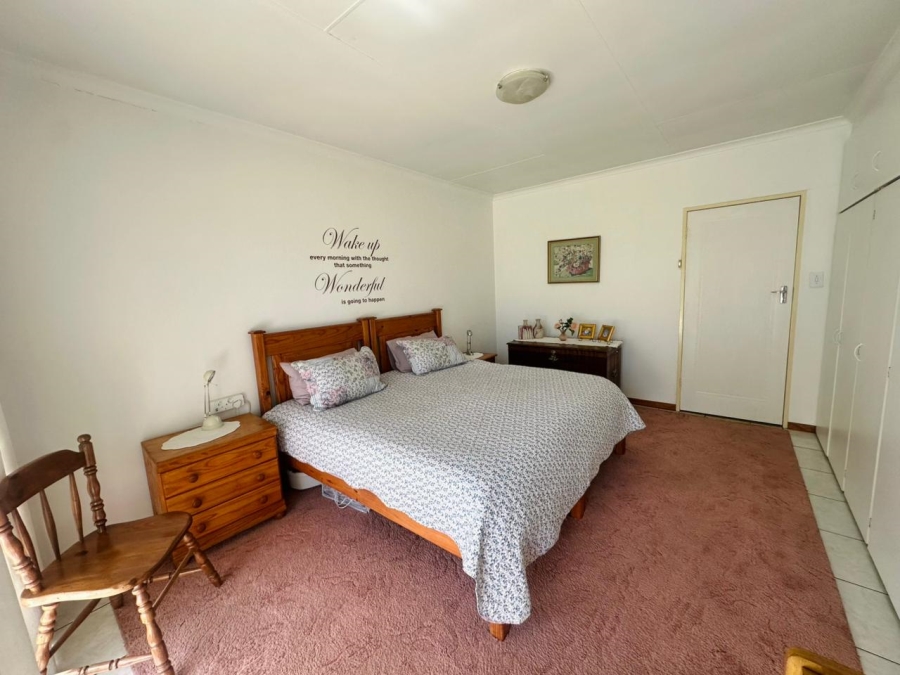 4 Bedroom Property for Sale in Brackenhurst Gauteng