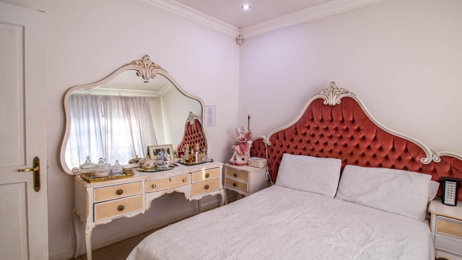 4 Bedroom Property for Sale in Kibler Park Gauteng