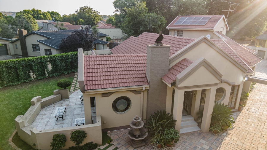 4 Bedroom Property for Sale in Kibler Park Gauteng