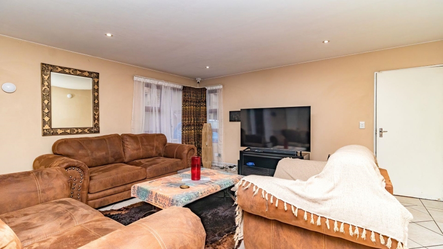 4 Bedroom Property for Sale in Bartlett Gauteng