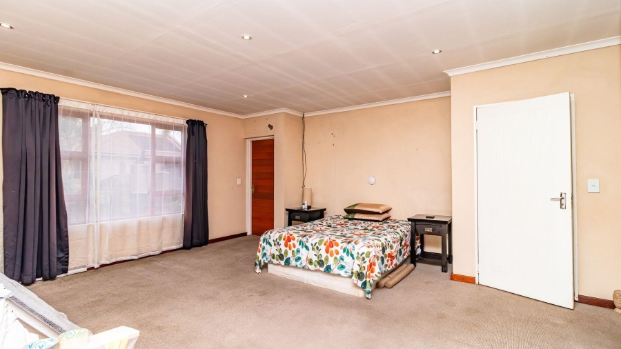 4 Bedroom Property for Sale in Bartlett Gauteng