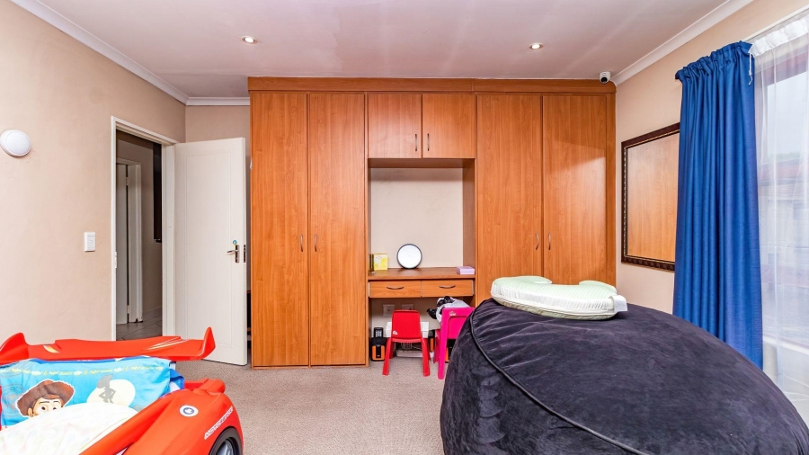 4 Bedroom Property for Sale in Bartlett Gauteng