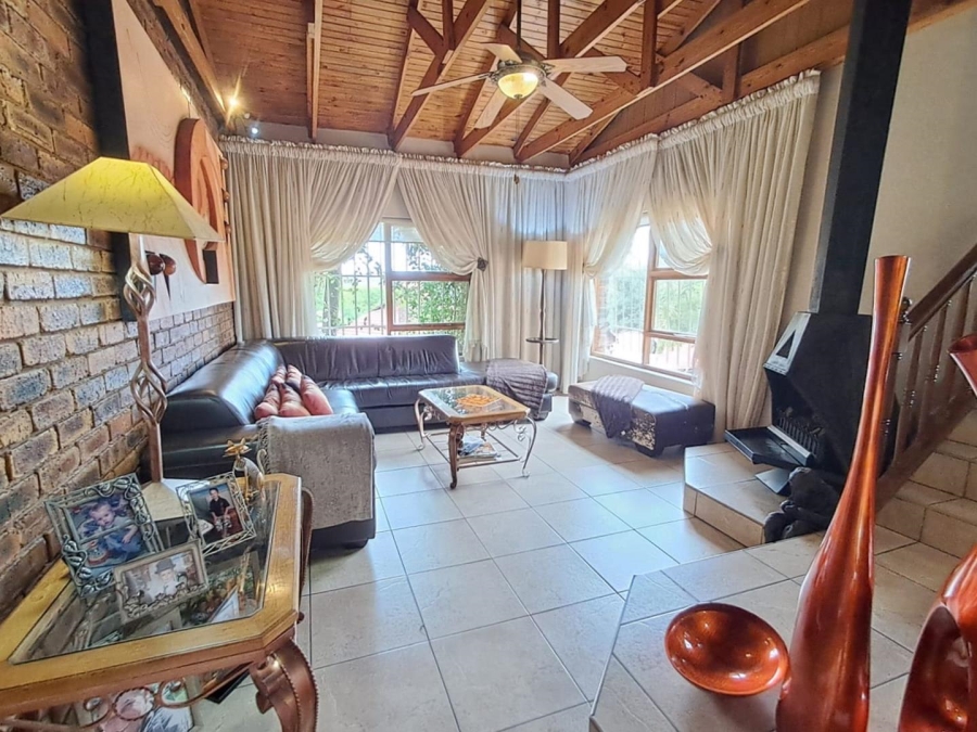 3 Bedroom Property for Sale in Mulbarton Gauteng