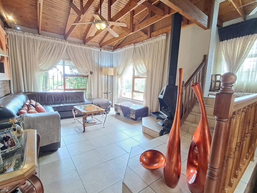 3 Bedroom Property for Sale in Mulbarton Gauteng