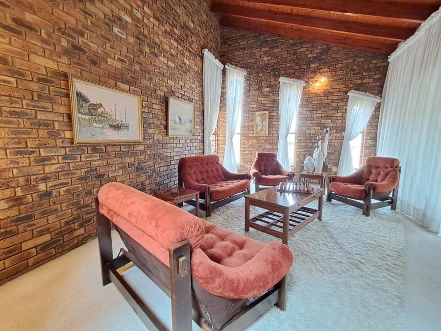 3 Bedroom Property for Sale in Mulbarton Gauteng