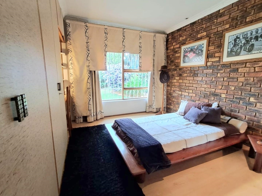 3 Bedroom Property for Sale in Mulbarton Gauteng