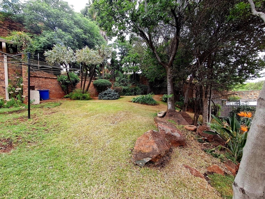 3 Bedroom Property for Sale in Mulbarton Gauteng