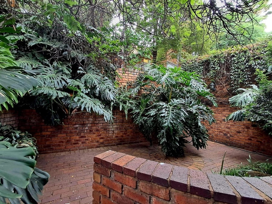 3 Bedroom Property for Sale in Mulbarton Gauteng