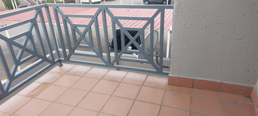 To Let 2 Bedroom Property for Rent in South Crest Gauteng