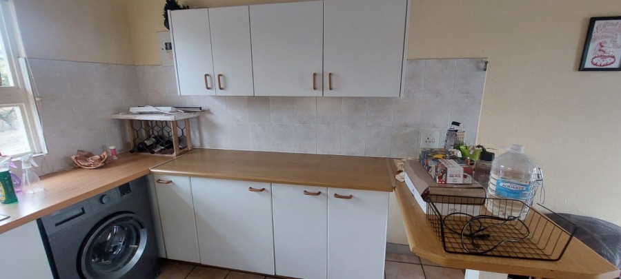 To Let 2 Bedroom Property for Rent in South Crest Gauteng