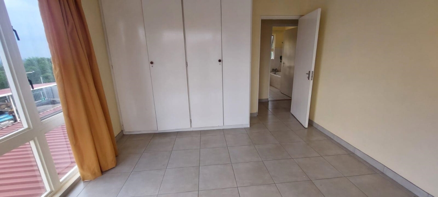 To Let 2 Bedroom Property for Rent in South Crest Gauteng