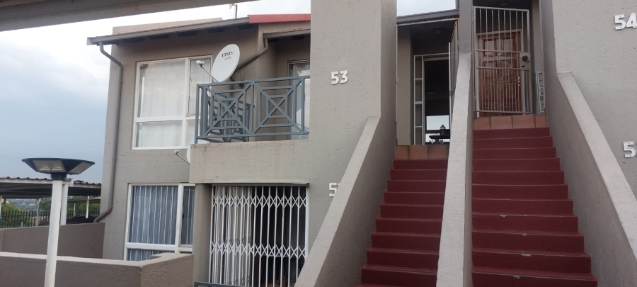 To Let 2 Bedroom Property for Rent in South Crest Gauteng