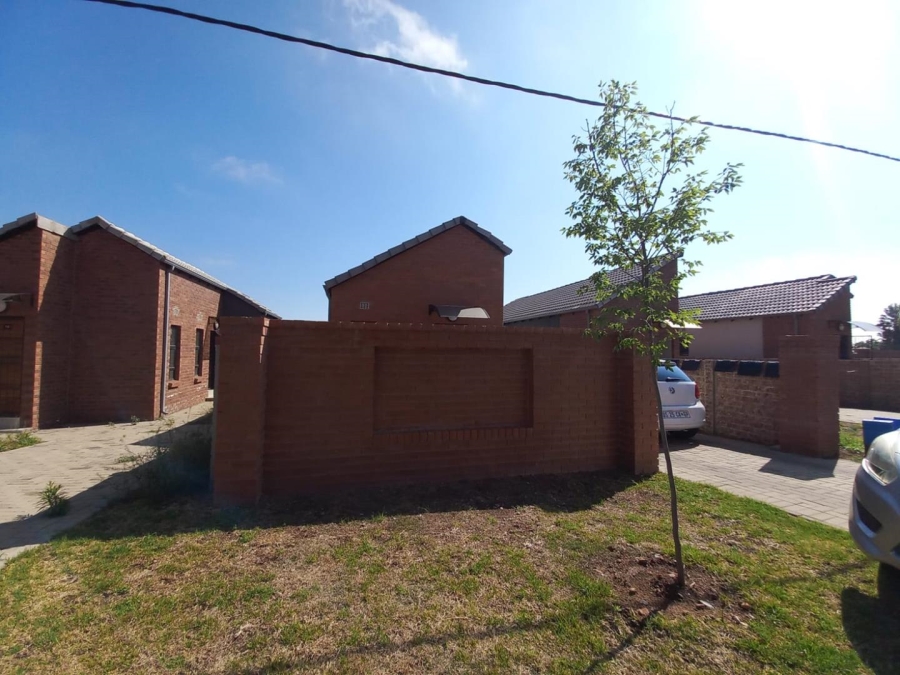 3 Bedroom Property for Sale in South Hills Gauteng