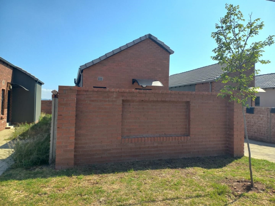 3 Bedroom Property for Sale in South Hills Gauteng