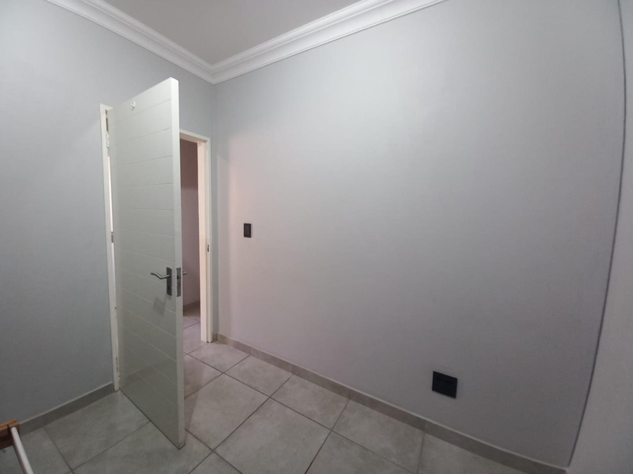 3 Bedroom Property for Sale in South Hills Gauteng