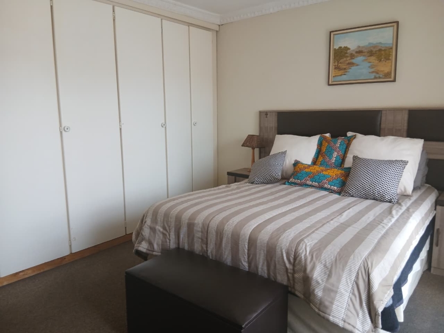 2 Bedroom Property for Sale in Albertsdal Gauteng