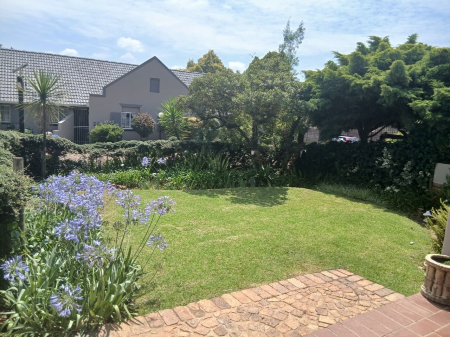 2 Bedroom Property for Sale in Albertsdal Gauteng