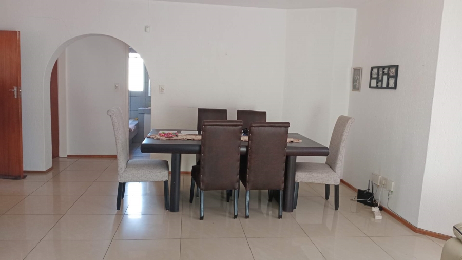 3 Bedroom Property for Sale in Brackendowns Gauteng