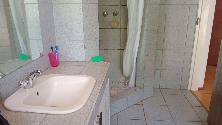 3 Bedroom Property for Sale in Brackendowns Gauteng