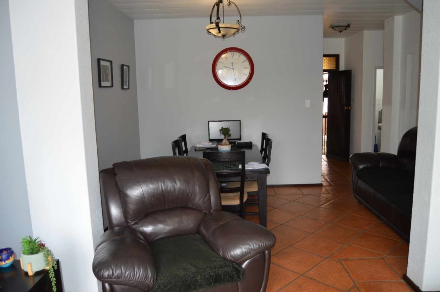 2 Bedroom Property for Sale in Brackenhurst Gauteng