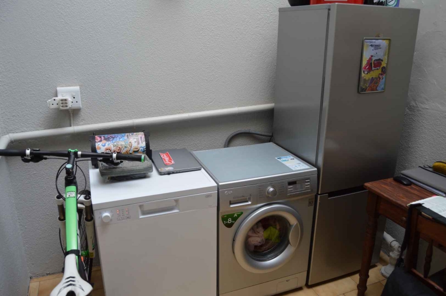 2 Bedroom Property for Sale in Brackenhurst Gauteng