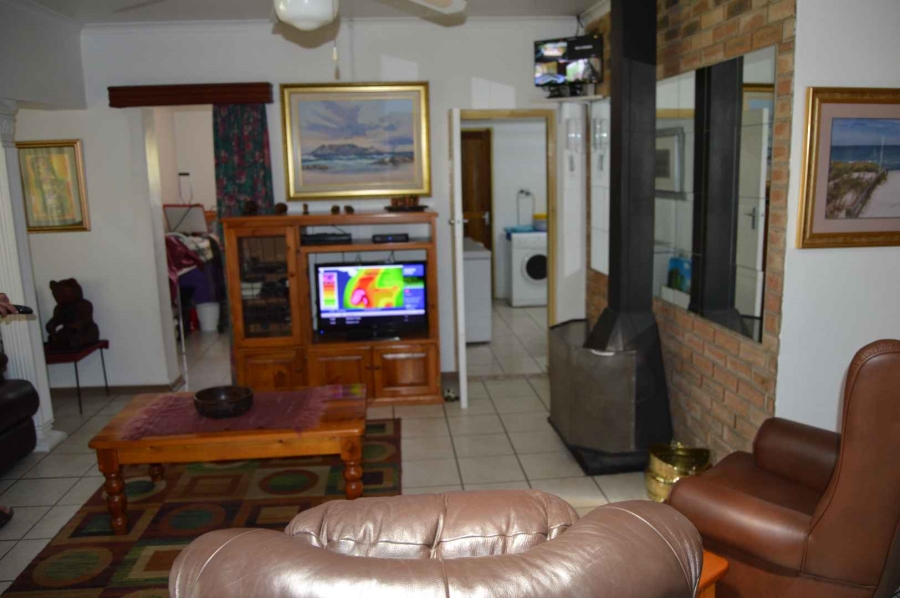 4 Bedroom Property for Sale in Brackenhurst Gauteng