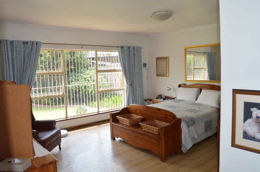 4 Bedroom Property for Sale in Brackenhurst Gauteng