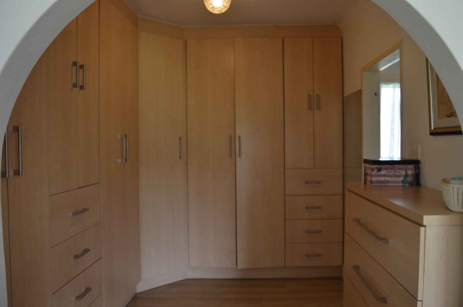 4 Bedroom Property for Sale in Brackenhurst Gauteng